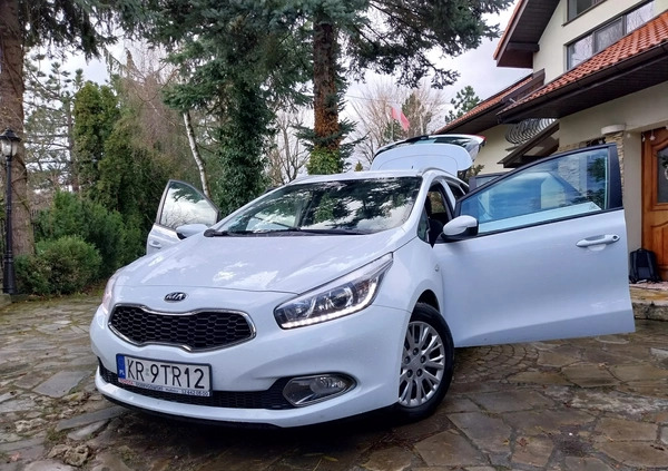 Kia Ceed cena 32800 przebieg: 194000, rok produkcji 2014 z Sulechów małe 379